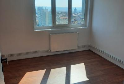 Apartament cu 3 camere  Vedere Panoramică - 65 mp2, Gaz AC Termopane - 3