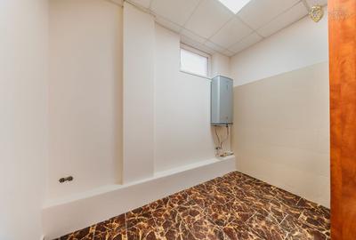 Spatiu comercial de inchiriat central - 10