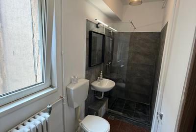 Calea Victoriei, apartament 3 camere, etaj 8, nemobilat, balcon, bloc solid - 10
