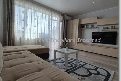 De vanzare apartament cu 2 camere, zona Compozitori - 2