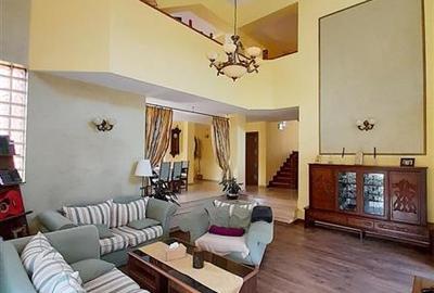 Vila  5 camere, teren 1500mp, zona linistita langa padure, cartier Primaverii, R - 3