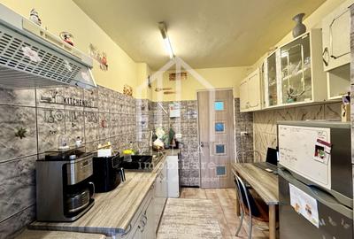 Apartament cu 3 camere, 55mp utili + 2 balconae, etaj 2/5, Valea Aurie - 1