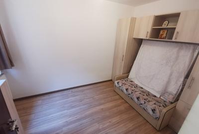 Casa de vanzare, 2 corpuri si garaj, curte comuna, zona Turda - 11