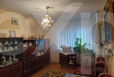 Apartament cu 3 camere decomandat, mobilat în Mioveni
