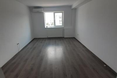 POARTA 6 GARSONIERA SEMIDECOMANDATA ST 20 MP PRET 37000 EURO