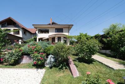 Casă individuală cu 6 camere în Corbeanca