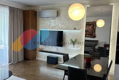 Apartament cu 2 camere semidecomandat, mobilat în Semicentral