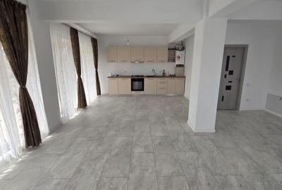 Casă individuală cu 3 camere în Lazu