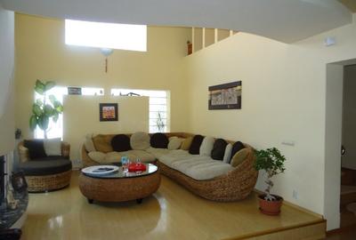 Vila piscina superba gradina matura cu iesire directa la padure - 10