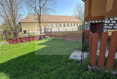 Vânzare casă cu anexe și teren-Sat Cacova Ierii, 40 km de Cluj-Napoca - 6