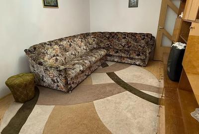 Apartament cu 2 camere decomandat în Podul de Fier