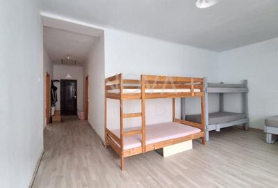 Casă individuală cu 5 camere în Trei Stejari