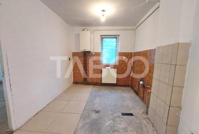 Comision 0% Apartament 40 mp 2 camere decomandate balcon Cisnadie - 9