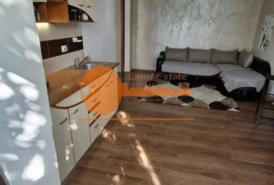 Garsonieră decomandată | Piața Sudului | Bloc 1981 - 1