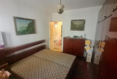 Vanzare apartament 3 trei camere  decomandat -Colentina  ,Aleea SinaiaA - 4