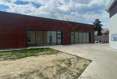 Spațiu de ÎNCHIRIAT CENTRAL - 4