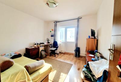 Apartament 4 camere de vanzare str Soveja, etaj 1 - 8