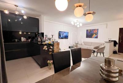 Apartament cu 2 camere semidecomandat în Florești