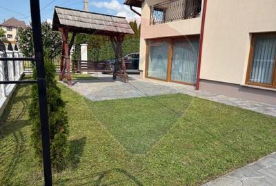 Casă / Vilă cu 5 camere de vânzare - 31