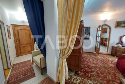Apartament de vanzare 3 camere 77 mpu pivnita anexa Centrul Istoric - 5