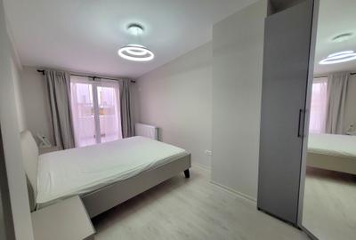 Penthouse cu 3 camere semidecomandat în Vitan