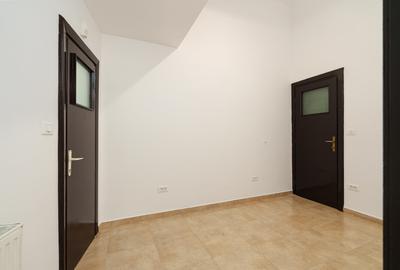 VILA INTERBELICA DE 550 MP-FOISORUL DE FOC - 8