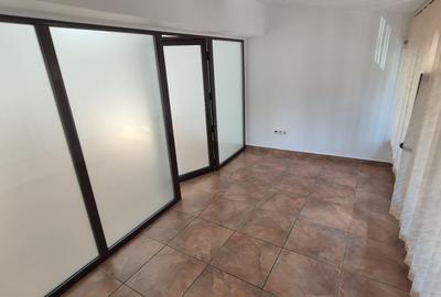 B-dul Gloriei, imobil P+1, pentru birouri, comercial - 15