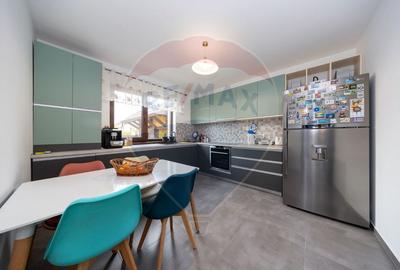 Casă individuală,cu beci, în cartierul Izvor – eleganță  confort - 12