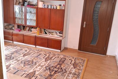 Zona Zimbru Dacia, apartament liber, 2 camere, 45mp, etaj 3 - 4