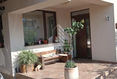Duplex în Mosnita Noua situat în apropiere de drumul principal. - 5