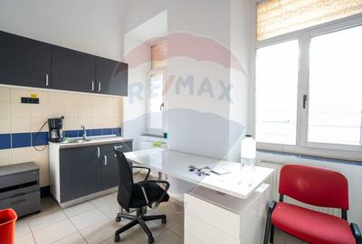 Spațiu comercial 200mp, de închiriat în Piața Unirii - 9