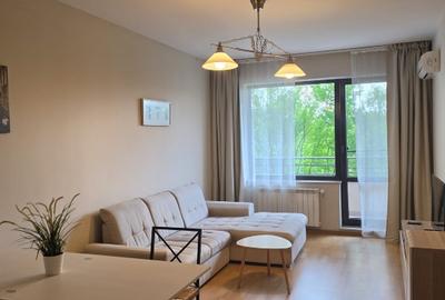 Apartament cu 2 camere semidecomandat, mobilat în Băneasa