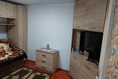Vand/schimb casa 3 camere renovata recent - 6