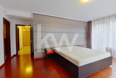 Închiriere apartament 4 camere, acces la parcare cu barieră, strada De Mijloc - 5