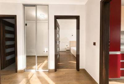 Vânzare ap. 2 camere decomandat, etaj 5, Iulius Mall, parcare - 12
