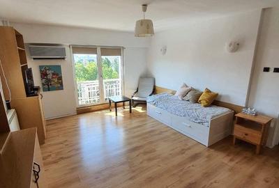 GARSONIERA  APARTE-STEFAN CEL MARE-FLOREASCA-50 METRI METROU-BLOC "90-REABILITAT - 1