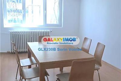 Apartament cu 4 camere decomandat în Tei