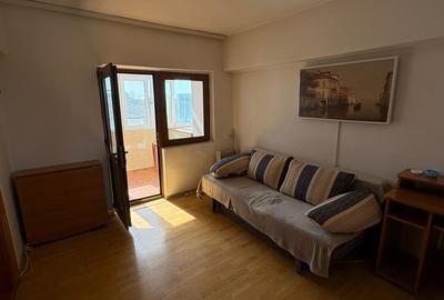 Garsoniera de vanzare - 35,75mp - central - 4