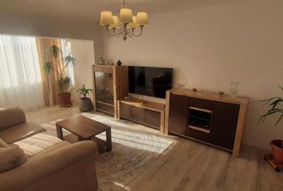 Apartament cu 4 camere decomandat, mobilat în ICIL
