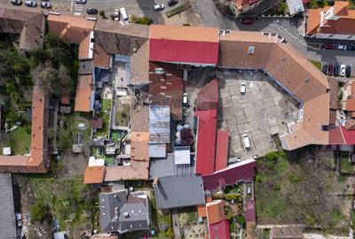 Clădire comercială de vânzare, 2240mp, Ultracentral, str Primăriei - 35