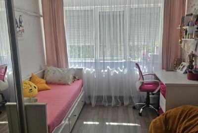 Apartament 3 camere Decomandat - 15