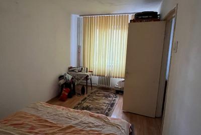 Se vinde apartament semidecomandat  pret 40500 euro