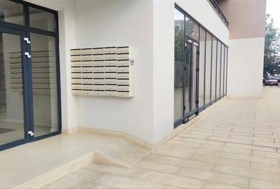 Unirii- Matei Basarab - 3 camere lux- centrala proprie +2 locuri parcare - 14