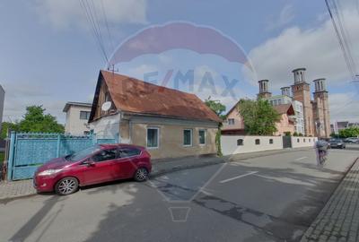 Casă individuală cu 4 camere în Ultracentral