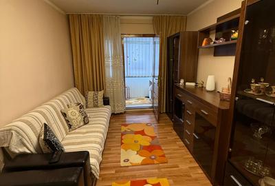 Apartament cu 2 camere decomandate, Burdujeni - Cuza -Voda 2 - 5