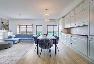 Apartament cu 3 camere decomandat, mobilat în Tei