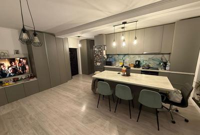 Apartament cu 2 camere decomandat, mobilat în Girocului