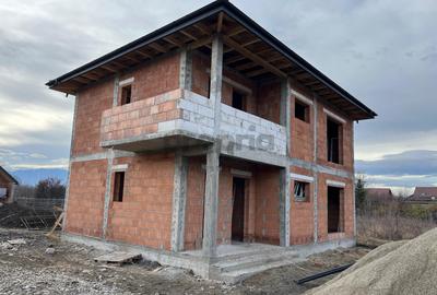 CASĂ DE VANZARE | Langa Rezervatia Naturala Lempes - 1