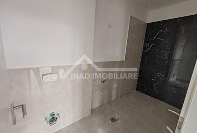 Apartament 3 camere, 2 bai, terasa 20mp, parcare, zona Strazii Decebal - 13