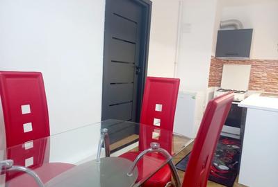 Apartament 2 camere de de vanzare – Str. Piața Mare nr. 6, et. 1 - 2